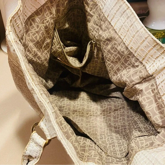 ⭐️ Marc Fisher East West Large Business Tote Shoulder Bag White Gold Moc Croc - Picture 5 of 7